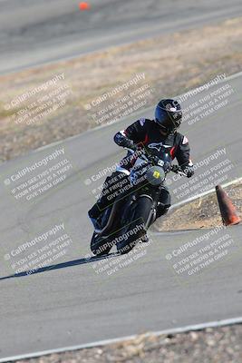 media/Feb-05-2023-Classic Track Day (Sun) [[c35aca4a42]]/Group 2/session 4 turn 4/